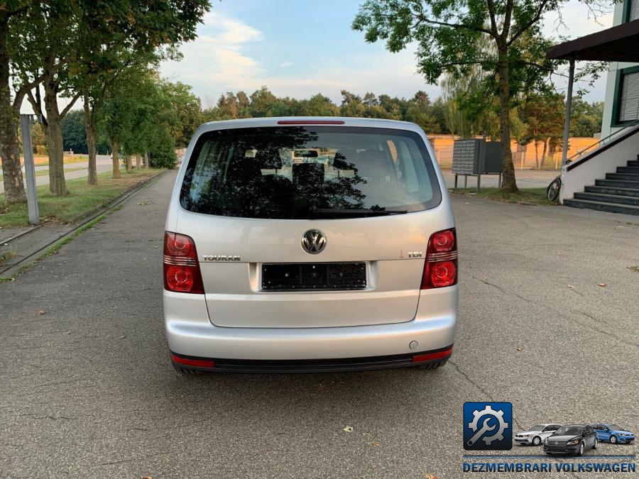 Bandouri volkswagen touran 2011