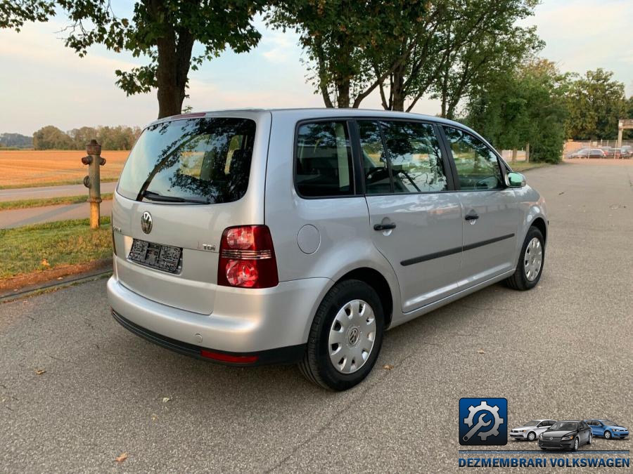 Bara spate volkswagen touran 2012