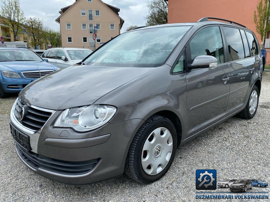 Luneta volkswagen touran 2012